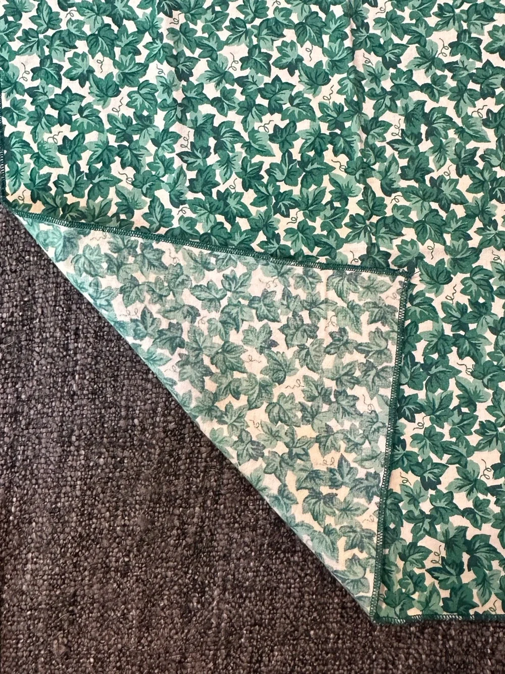 Ivy cloth napkins • set of 5 • vintage